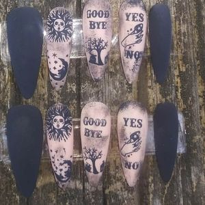 Custom nail set